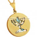 14 carat gold pendant featuring a Menorah with a Roman glass background