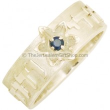 Ani ledodi Vedodi Li with Sapphire Engagement Ring