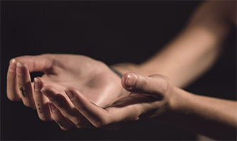 Anointing with oil as an act of devotion