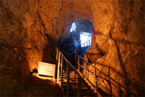 Armageddon water tunnel Megido