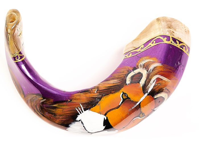 Ram's Decorated Shofar By Artist Sarit Romano - Lion of Judah